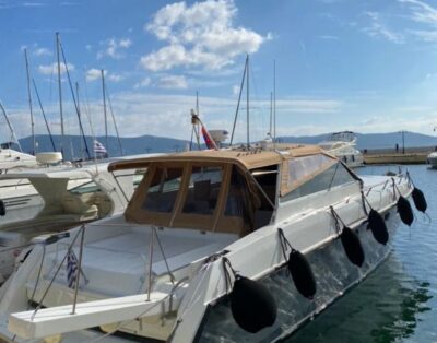 Ferretti 47 Open – 1991 built